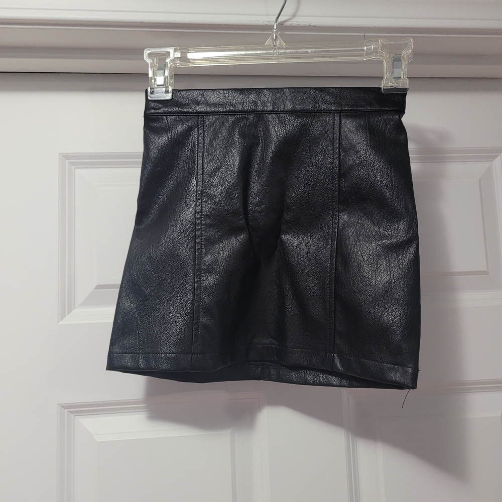 Art Class Black Faux Leather Skirt